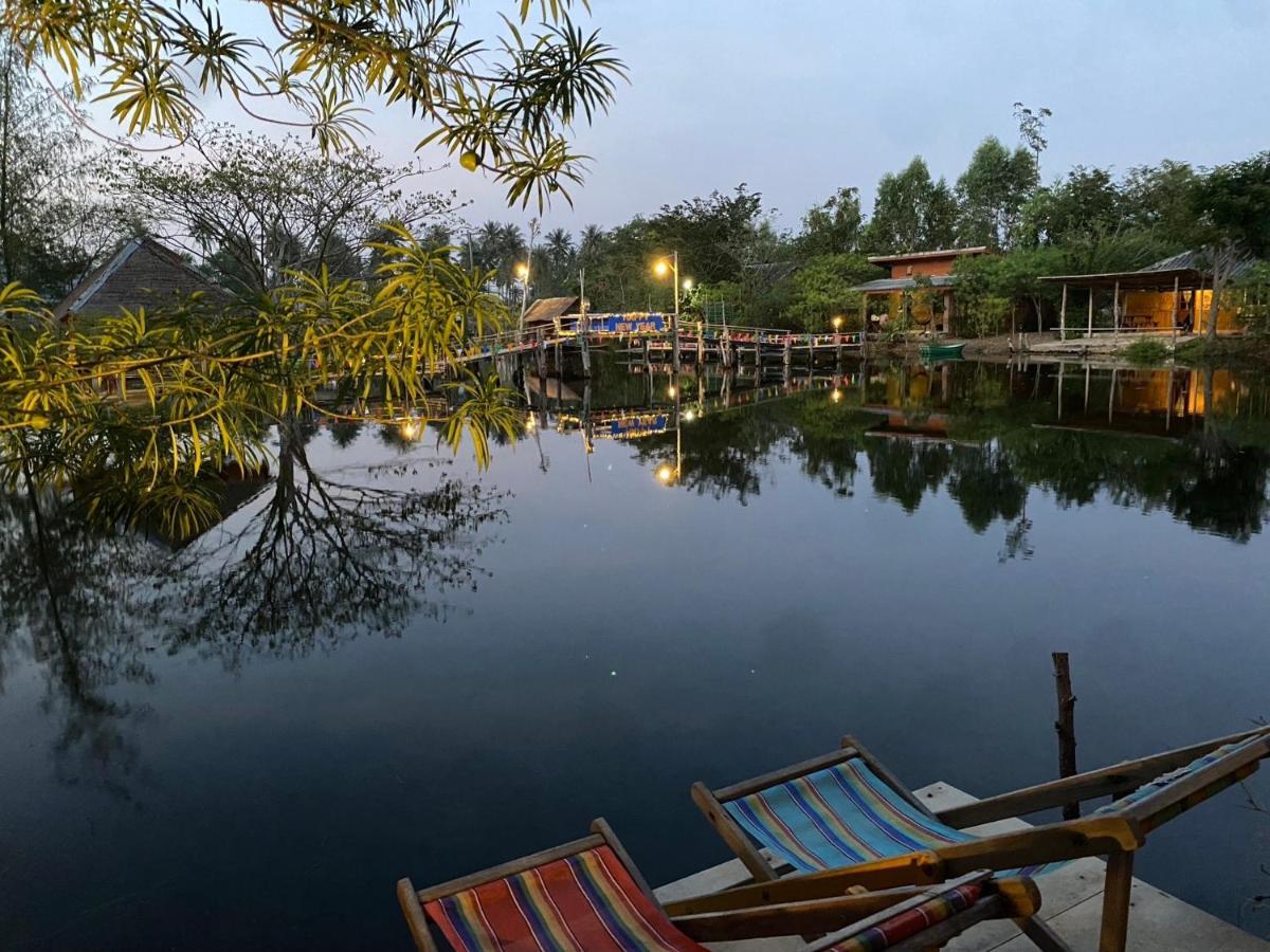 Numpu Baandin Hotel Sam Roi Yot Exterior foto