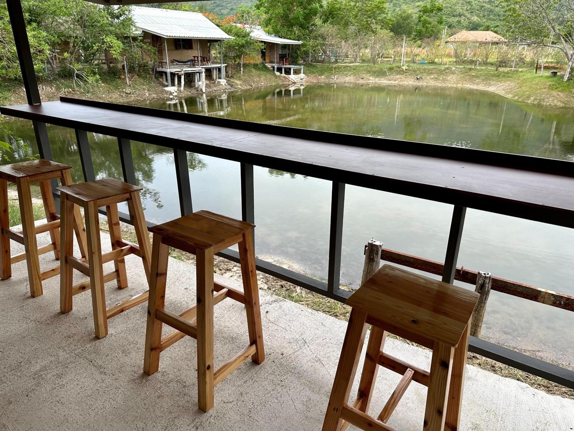 Numpu Baandin Hotel Sam Roi Yot Exterior foto